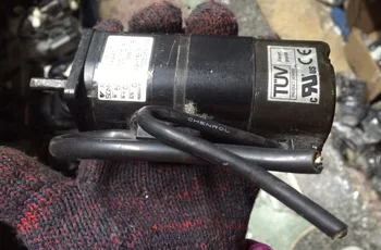

USED 100% TESTED AC SERVO MOTOR SGMAH-A5AAAAC