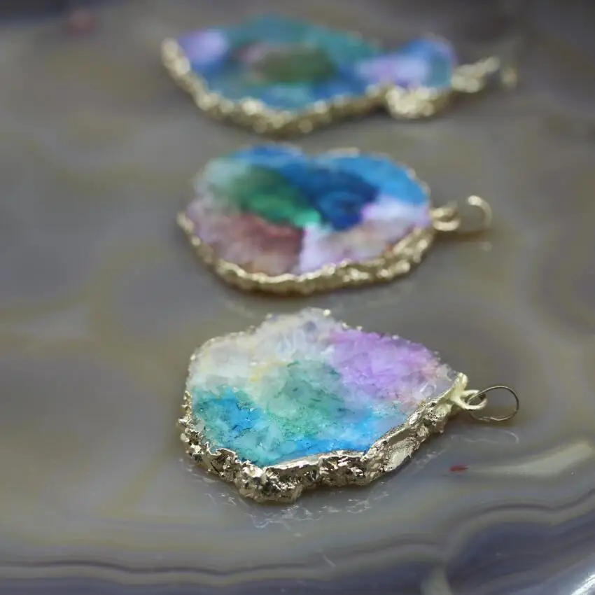 

5Pcs New Color Sun Flower Drusy Geode Large Size Slabs Earrings Charms,Rainbow Solar Quartz Druzy Slice Nugget Pendants Jewelry