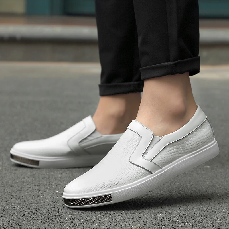 20189 New Men's Leather Loafers Casual Shoes Size 44 Cow Leather Soft Man White Shoes Spring Leisure Leather Loafers