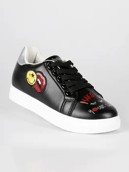 

Sneakers lace-up flat-black