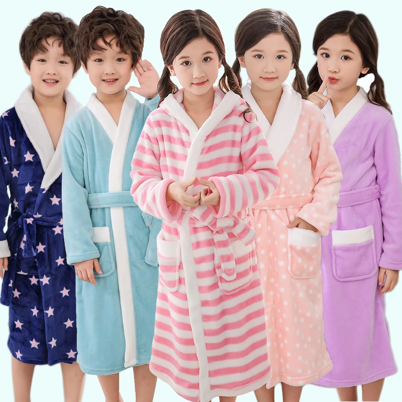 2019 New Children's bathrobe flannel baby robe small virgin winter thickening robe long boy nightgown long child baby