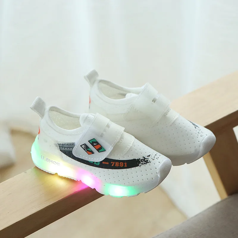 

All cartoon all seasons LED footwear cartoon lighting children casual shoes mesh breathable kids sneakers cute girls boys shoes