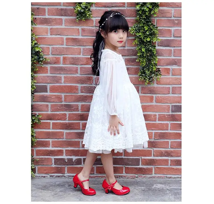 2018 г. весенняя детская обувь из лакированной кожи однотонные красные, черные, розовые модельные туфли принцессы для девочек блестящая