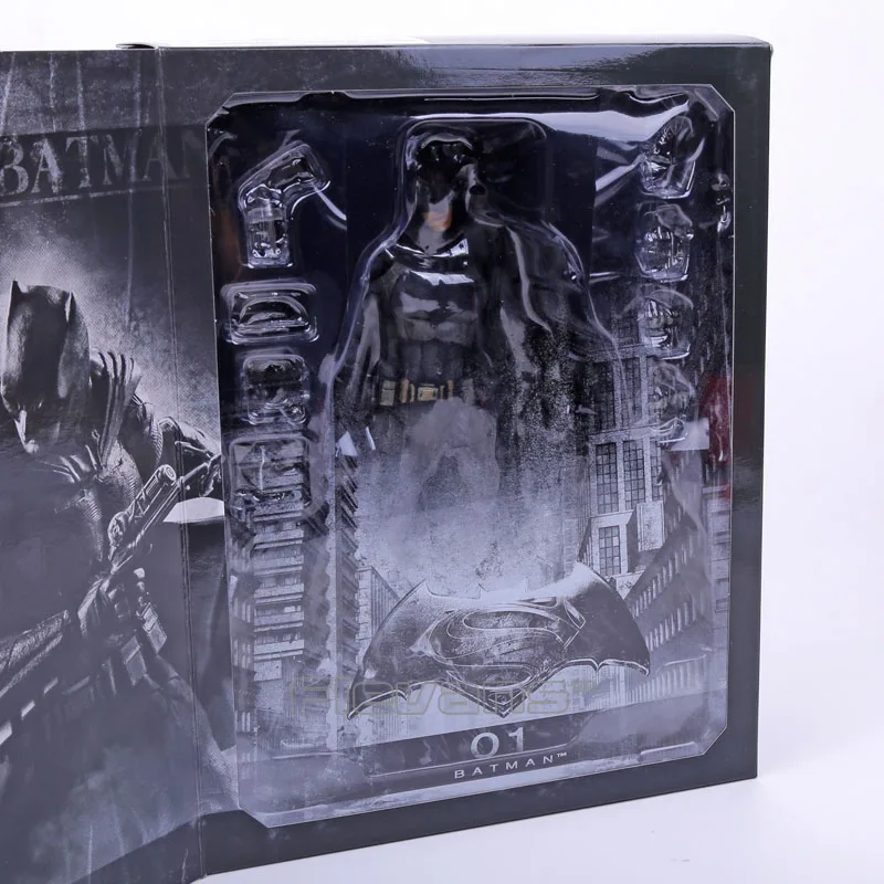 Play Arts KAI Batman v Superman Dawn of Justice № 1 Бэтмен ПВХ фигурка Коллекционная модель игрушки 25 см