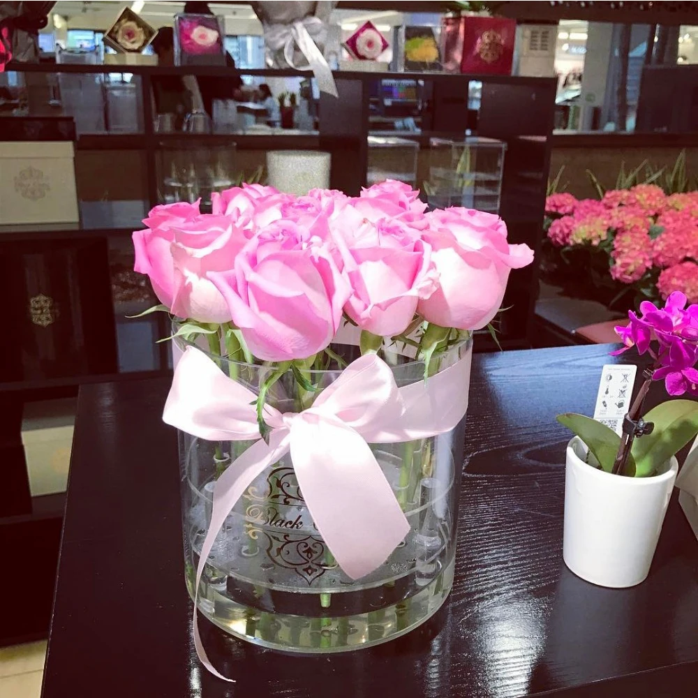 

2018 Aila Luxury clear acrylic Cylinder Round Flower gift box Without Flowers