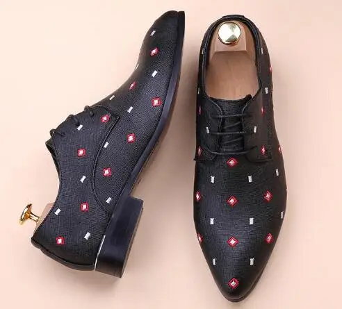 Роскошные Дизайнерские мужские туфли-оксфорды с цветочным узором; тип личности; Туфли-оксфорды на плоской подошве; свадебные туфли; zapatos hombre