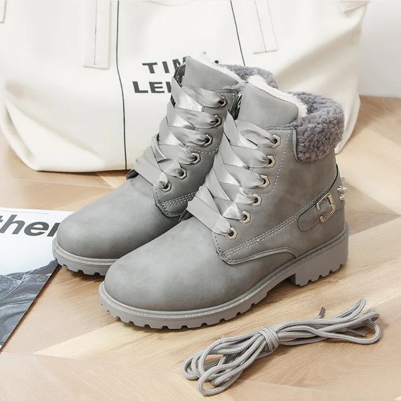 Comprar Botas clásicas para mujer en el tubo con botas de nieve 43 yardas más botas de terciopelo cálido para mujer botas Martin zapatos de mujer de Liu Ding