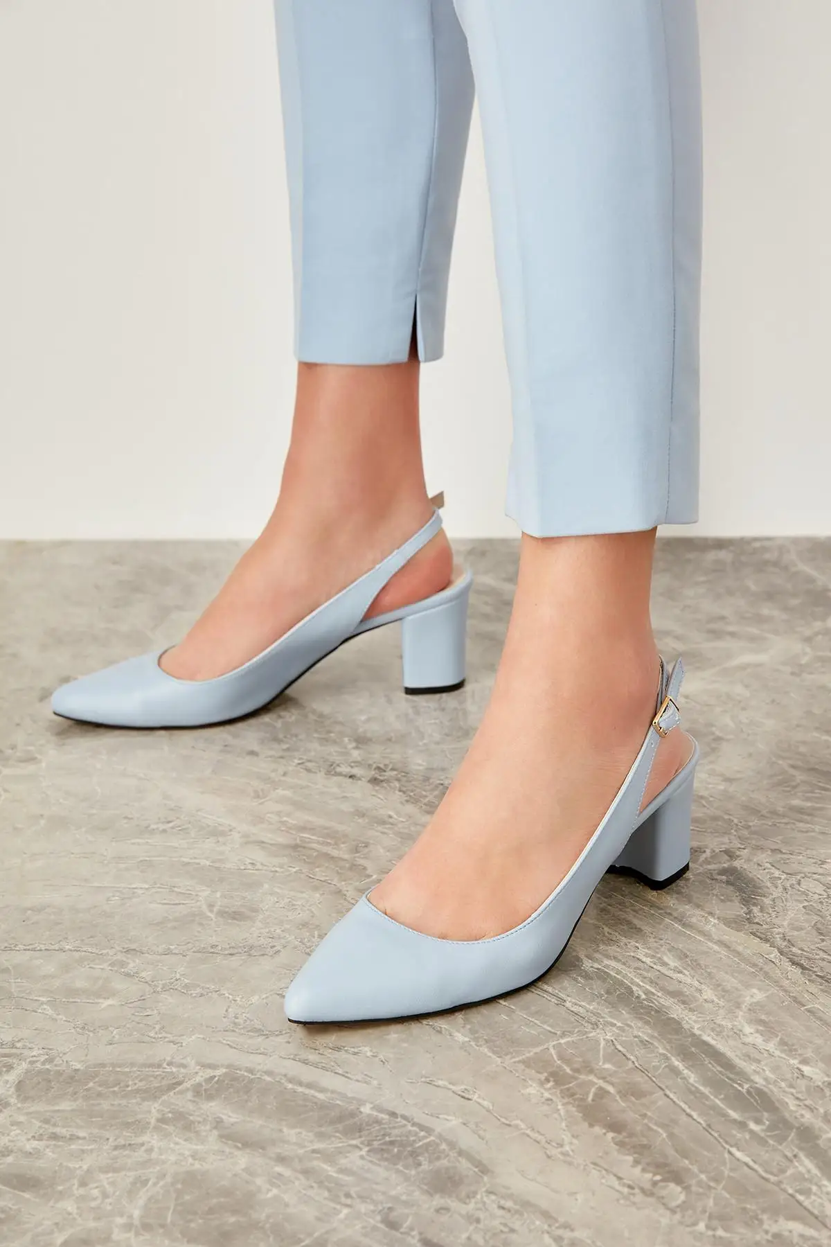 

Trendyol Blue Women 'S High-Heeled Shoes TAKSS19CS0044