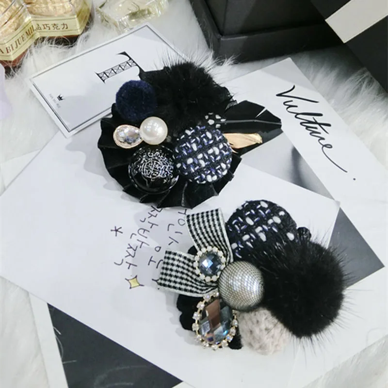 

The new version of vintage feather hair mink hair ribbon bow brooch silk scarf shawl button women