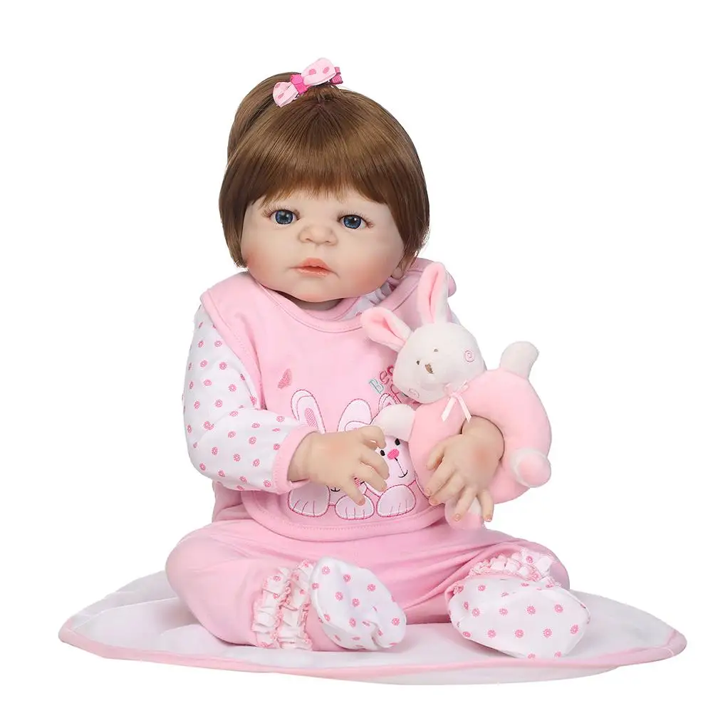 

Fashion Cute Reborn Doll Imitation Baby Girl Vinyl Silicone Toy with Cartoon Clothes
