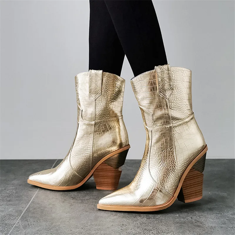 

2020 New Brand shoes ankle boots women wedges high heels solid color autumn winter snow boots pointed toe women's boots