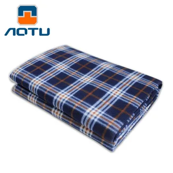 

NEW 2020 Outdoor Spring Autumn Hiking Camping picnic mat 200 * 150 beach mat dampproof mat Suede grid