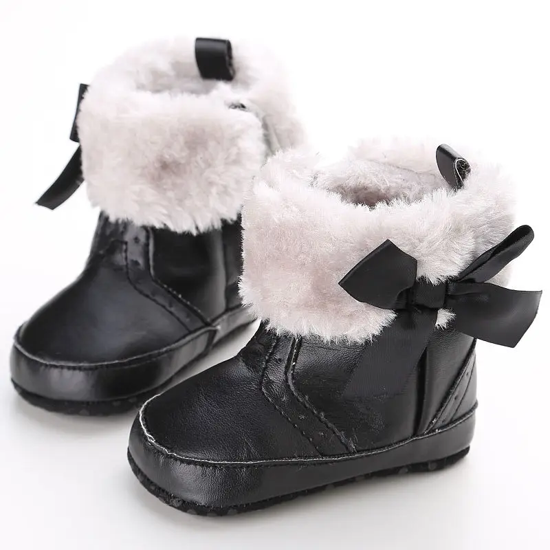 Зимние теплые первые ходунки для маленьких девочек и мальчиков с бантом детская обувь, новорожденные предходунки Нескользящие ботинки с мягкой подошвой - Цвет: Черный