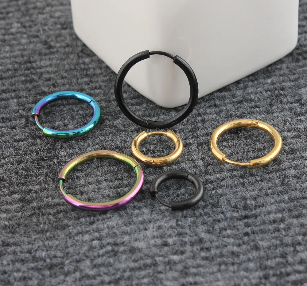 

Alisouy Small Round Earrings Silver Gold Stainless Steel for Women Men Ear Rings Clip Colored Creoles Huggie Circle Earrings