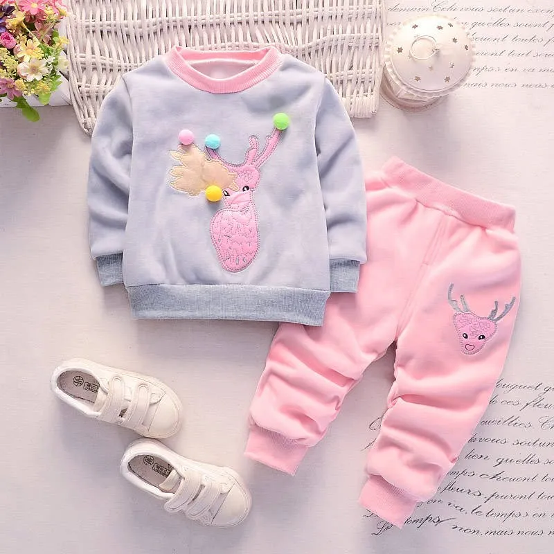  baby suit Outdoor fashion A three-piece Cartoon Hooded vest fleece trousers coat spring autum