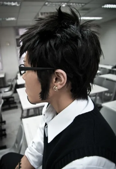 

ONE PIECE Trafalgar D Water Law Short Black Styled Heat Resistant Hair Cosplay Costume Wig + Track + Wig Cap
