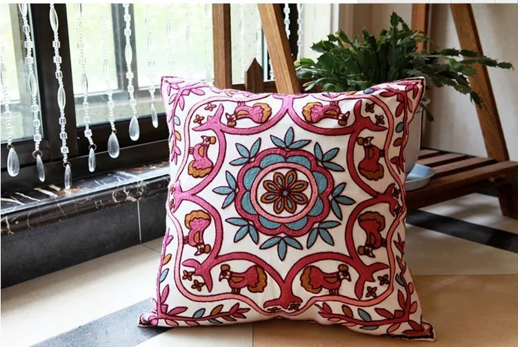 Hot new national style sofa /carcushions Flowers and Fashion Pillows decorate Hand-embroidered almofadas