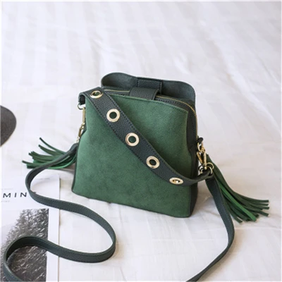 Assez sac модная женская сумка-мешок с эффектом потертости, винтажная сумка-мессенджер с кисточками, Высококачественная Ретро сумка на плечо, простая Кроссбоди cd5099/j - Цвет: green