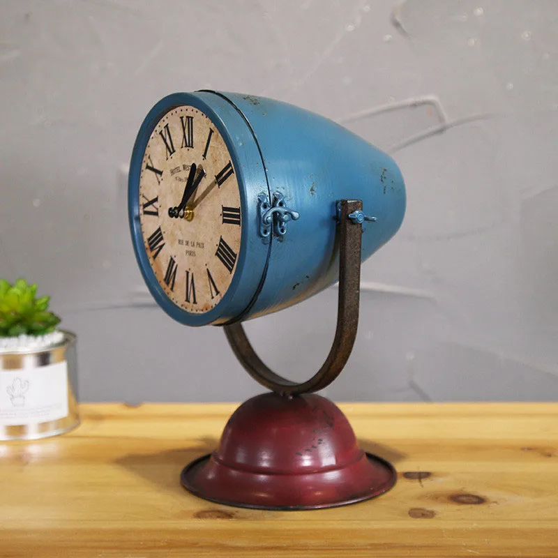 American Vintage Industrial Steampunk Desktop Table Searchlight Shaped Iron Clock Ornaments Office Cafe Display Model American Vintage Industrial Steampunk Desktop Table Searchlight Shaped Iron Clock Ornaments Office Cafe Display Model