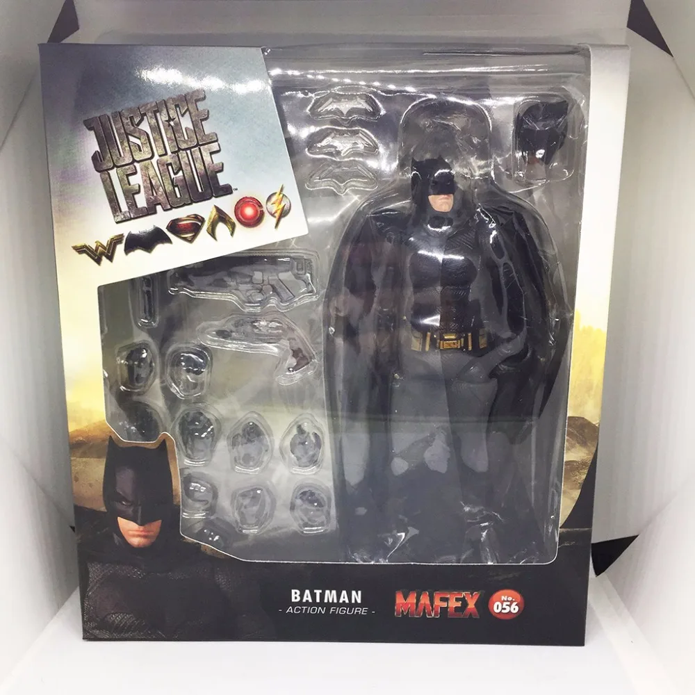 Лига Справедливости DC MAFEX Бэтмен No 056 ПВХ фигурка игрушка кукла