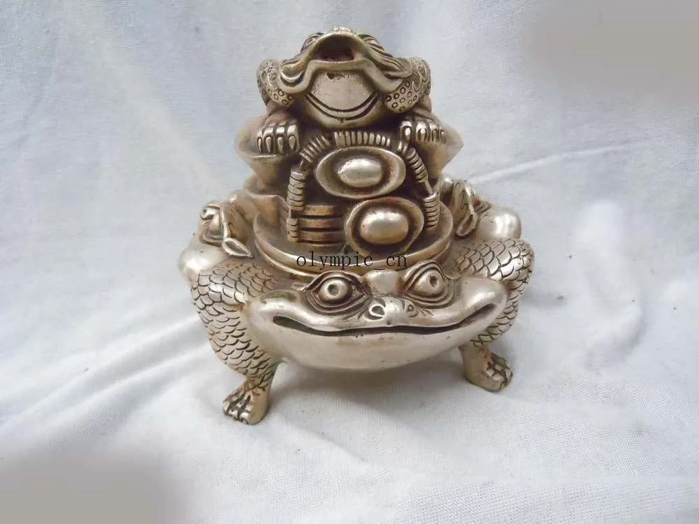 

DS China silver carved finely lucky Spittor incense burner Sculpture statue