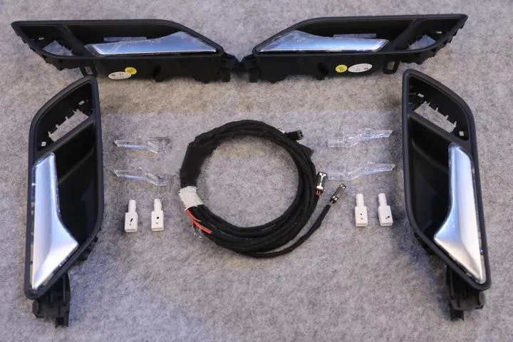 

1 Set For Audi A3 8V door handle with LED ambient light