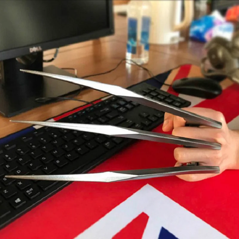 

One Set 25cm X MAN Wolverine Claws Cosplay Props Halloween X-men Superhero Cosplay Gift