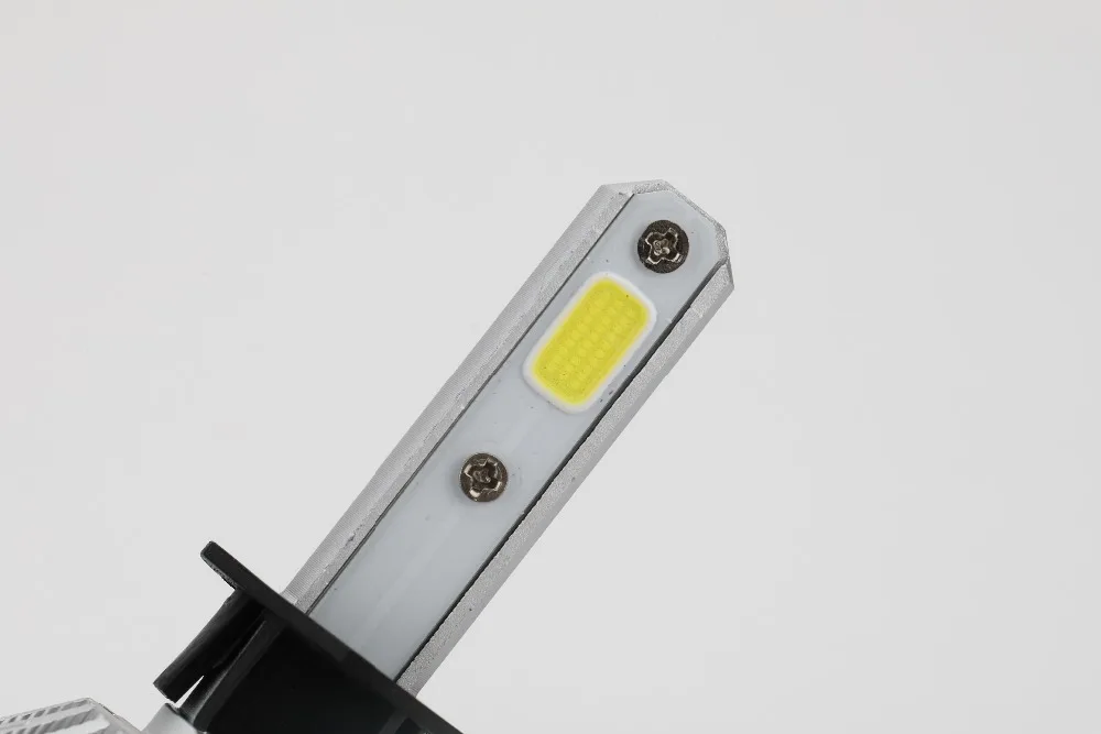 2G5A2597