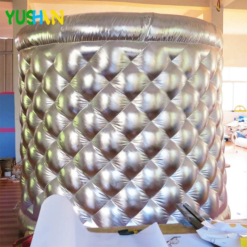 Silve Oval Photo Booth 01 