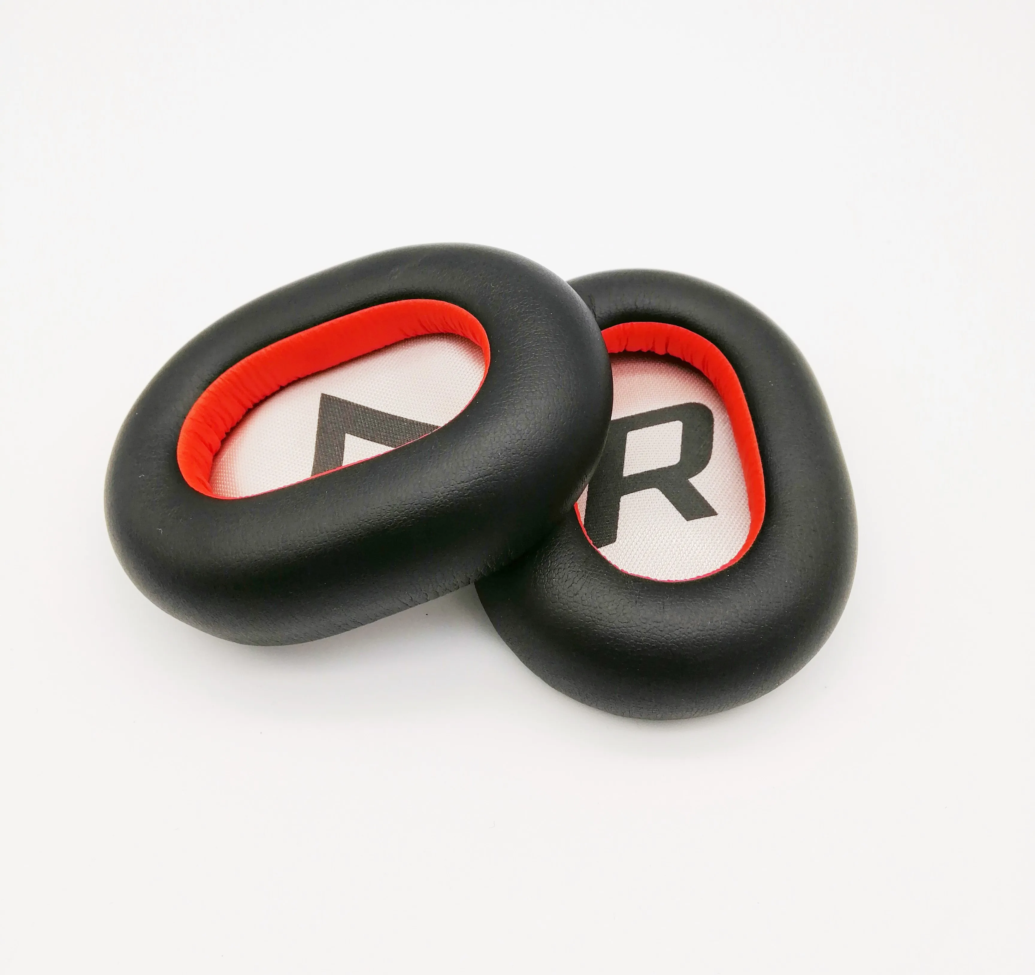 

Surianoka Original earmuff ear pads ear-pads for PLT Voyager 8200 UC noise canceling wireless headphone