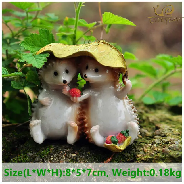 EVERYDAY COLLECTION Lovely Fairy Garden Miniatures Resin Hedgehog  Figurine for Adults Child Office Decoration Desk ornament Z8922A