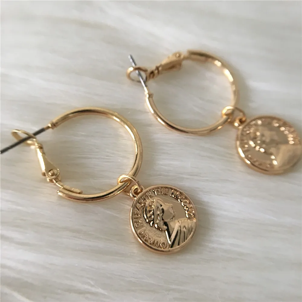 

Gorgeous Gold Or Silver Color Coin Charm Hoop Earrings For Women Queen Dainty