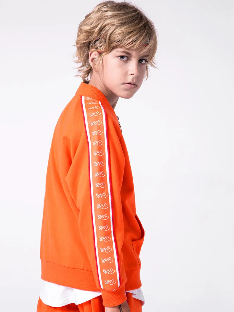 9119739586_1182636935