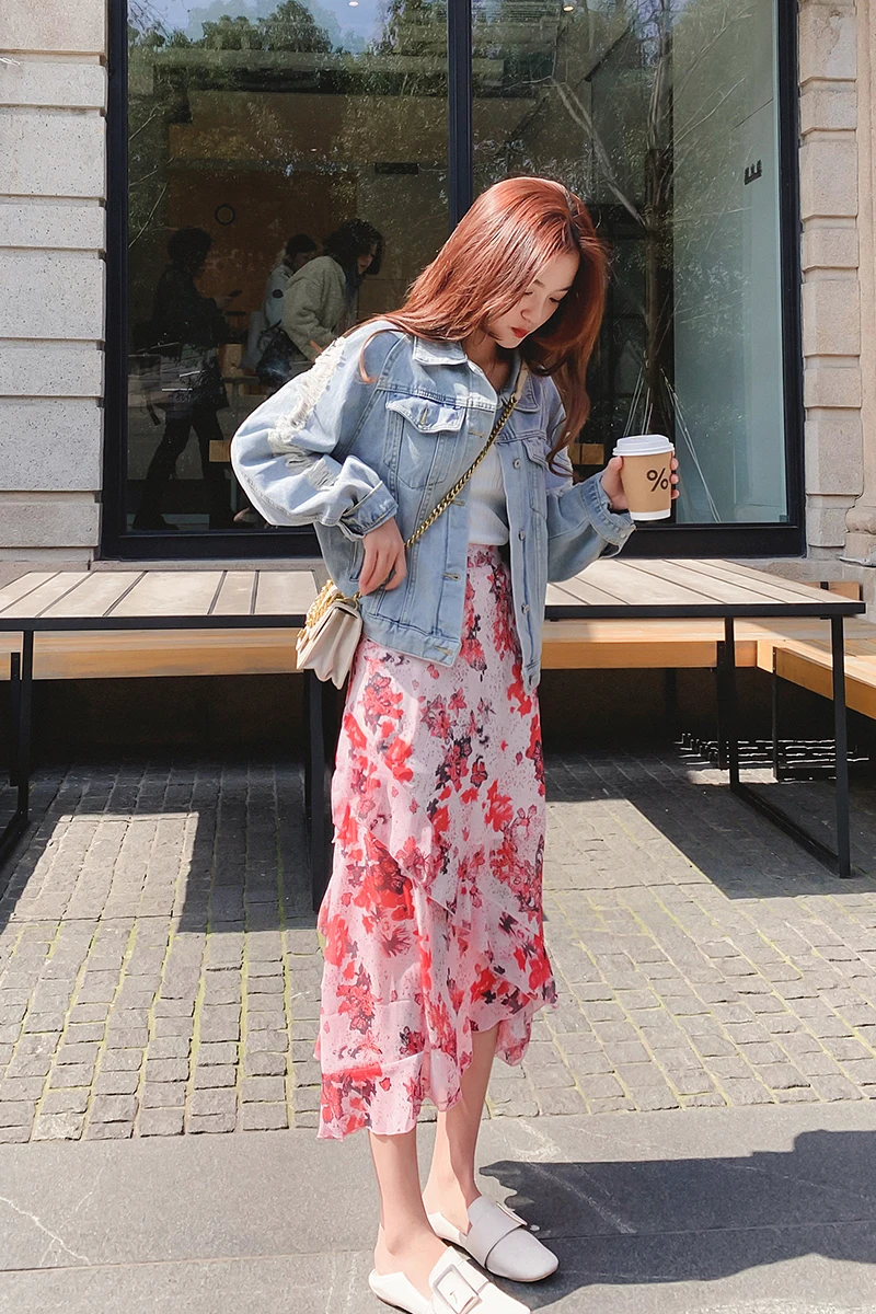 Женская юбка фасона русалка модная Асимметричная до середины икры с оборками и