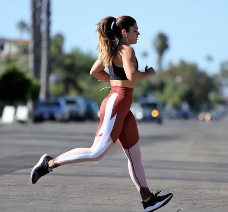 2019 Runningwear молнии печатных Фитнес Эластичные леггинсы лоскутное Для женщин пуш-ап для бедер леггинсы для тренировки спортивные брюки