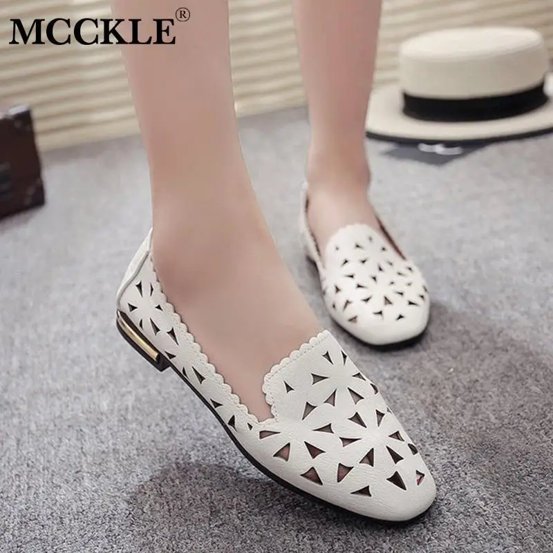 

MCCKLE Women Hollow Flat Shoes Casual Loafers Female Fashion Moccasins Round Toe Slip On Breathable Comfort Ladies Shoes New