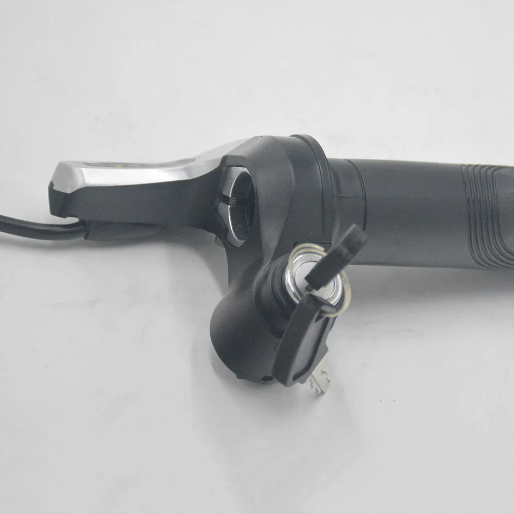Excellent Electric Bike Throttle Grip Handlebar Scooter Bicycle Accelerator with LED Display Indicator Lock E-Bike Half Twist Throttle 3