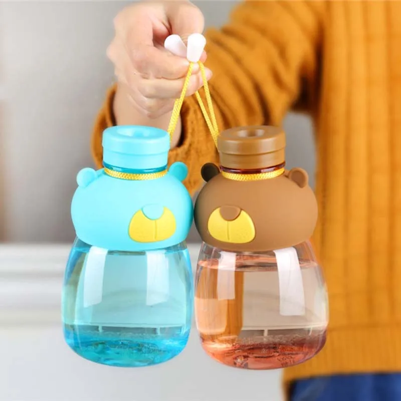 

New Fashion Water Cup Round Shape With Cartoon Bear Lid Plastic Kids Drinking Cup Lady Children Unbreakable Kettle 540ML
