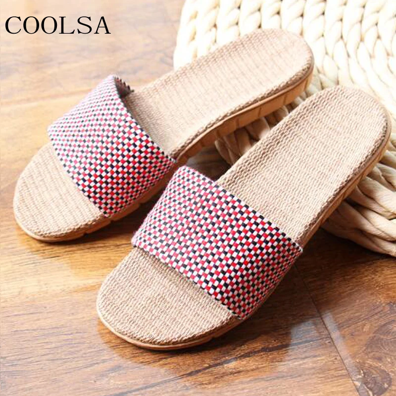 

COOLSA Women's Flat Sandals Fashion Outide Plaid Linen Slippers Indoor Hotel Home Flax Slippers Beach Flip Flops Women Slides