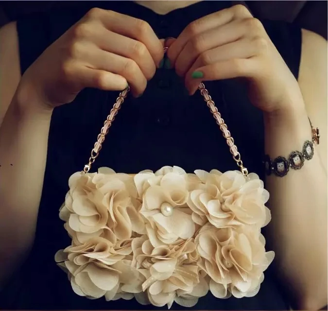 bilder für Dower Mich Luxus 3D Beige Rose Pfingstrose Tuch Blume Flip Geldbörse perle Abend Handtasche Ledertasche Für iPhone 7 6 6 S Plus 5 S bilder für Dower Mich Luxus 3D Beige Rose Pfingstrose Tuch Blume Flip Geldbörse perle Abend Handtasche Ledertasche Für iPhone 7 6 6 S Plus 5 S