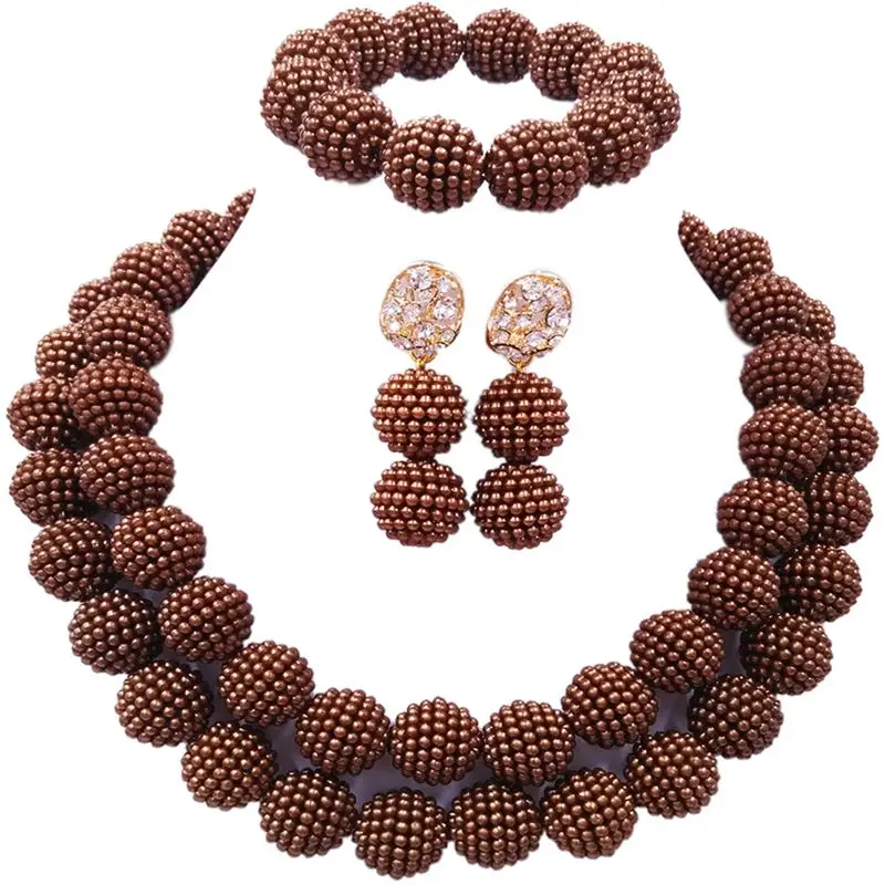 

Hot Sale Brown Plastic Pearl Balls Women and Girls Jewellery Sets for Anniversary 2C-ZZ-02