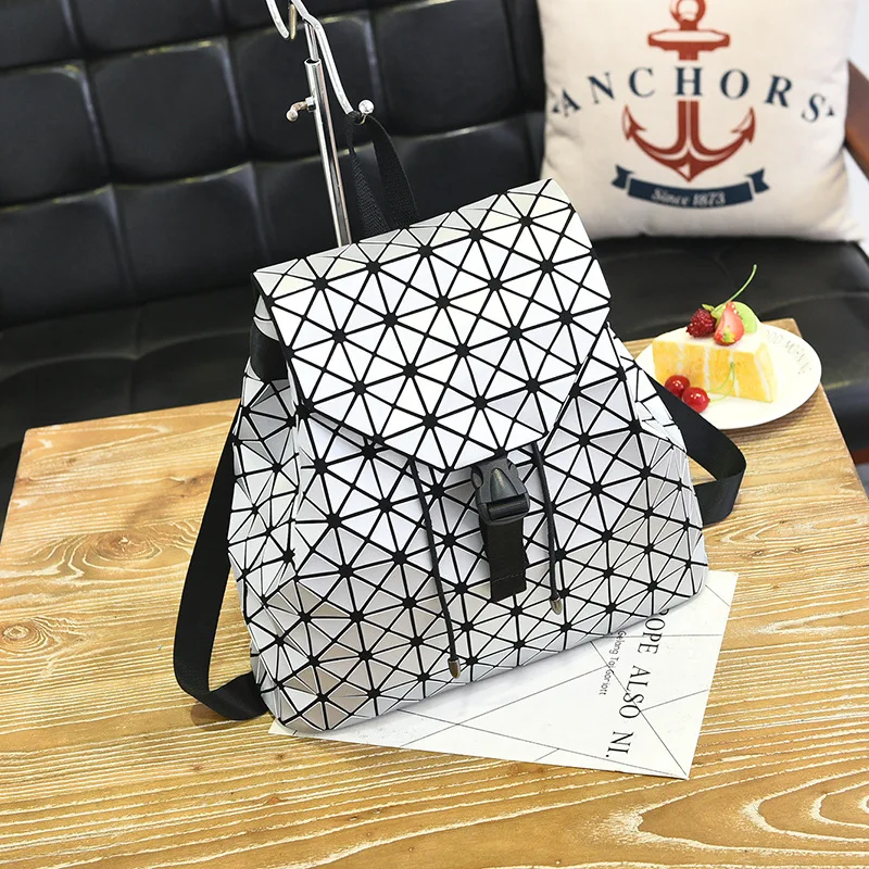 Yousijia Women BaoBao Drawstring Backpack Diamond Lattice Geometry Quilted Ladies Backpack Sac Bag For girl Bao