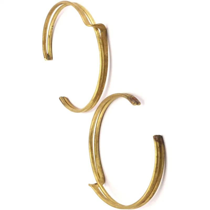 

.. 2pcs.. Brass Wire Bracelets Bangles 203