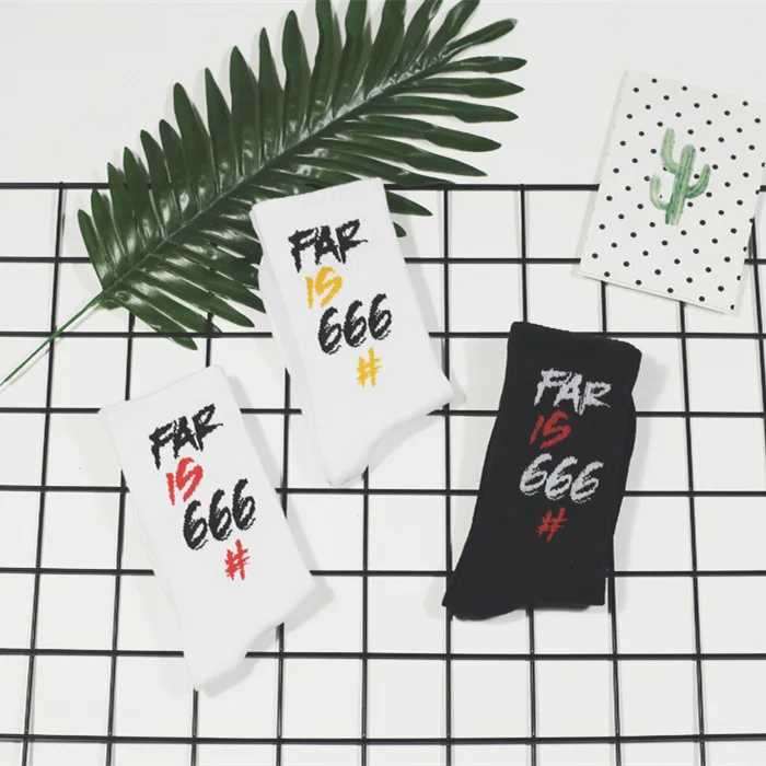 

666 European and American street tide socks Men and women in tube socks Harajuku letter couple socks