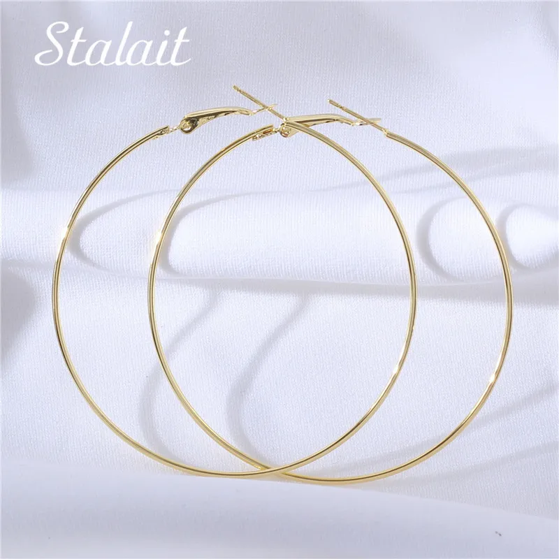 

Charm Fine Hoop Earrings 30/40/50/60mm Fashion Simple Gold Color Round Hoop Earrings For Women Party Gift
