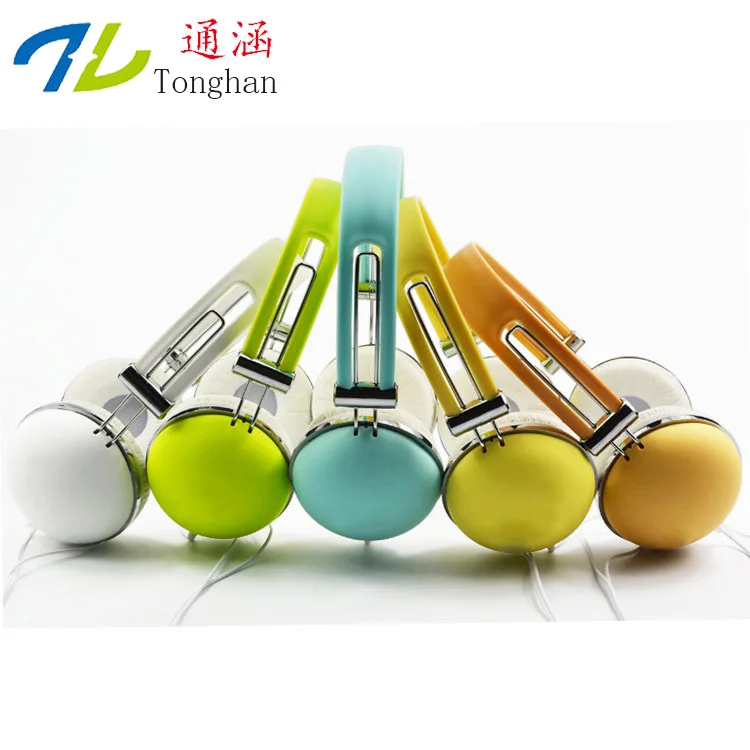 

WD04 3.5mm Earphones Headsets Stereo Earbuds For mobile phone MP3 MP4 For PC