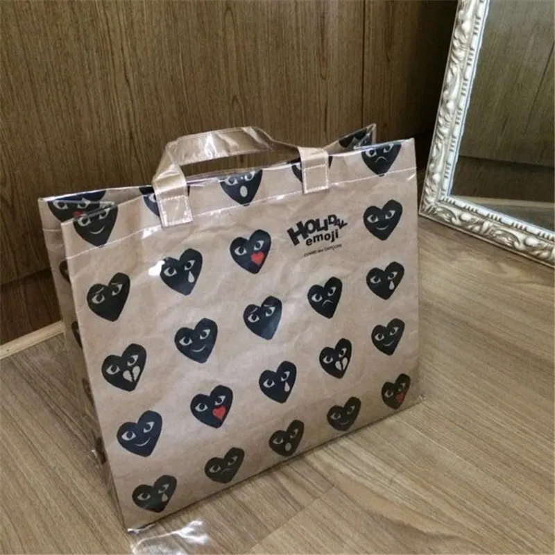 

2018 ladies Christmas limited edition handbag kraft paper shopping bag shoulder bag tote bag big bag handbag