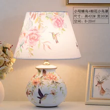 Китайская керамическая тканевая художественная настольная лампа для учебы, гостиной, спальни, прикроватная лампа для дома, простая настольная лампа в деревенском стиле, фарфоровые светильники