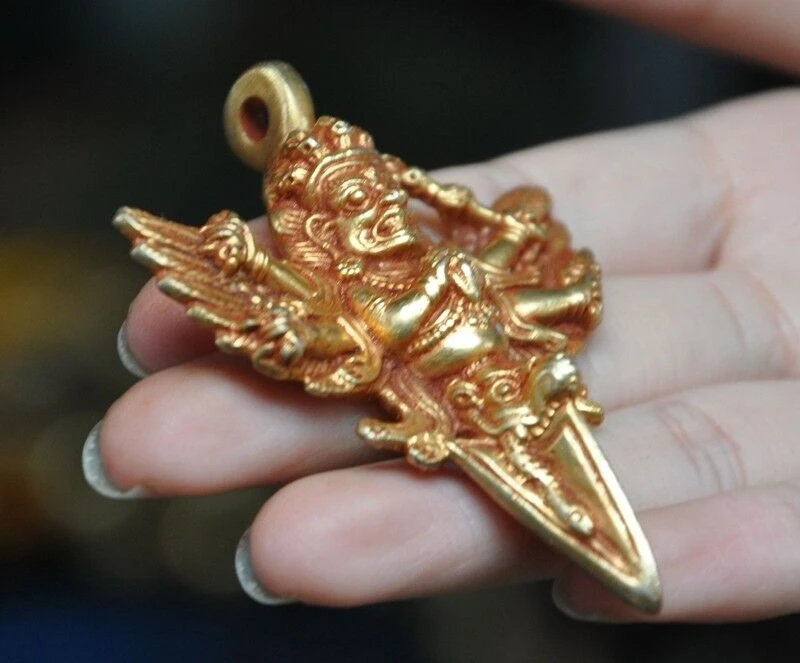 Старая тибетская бронза 24 к Золотая позолота буддизм голова черепа Mahakala Phurpa Vajra