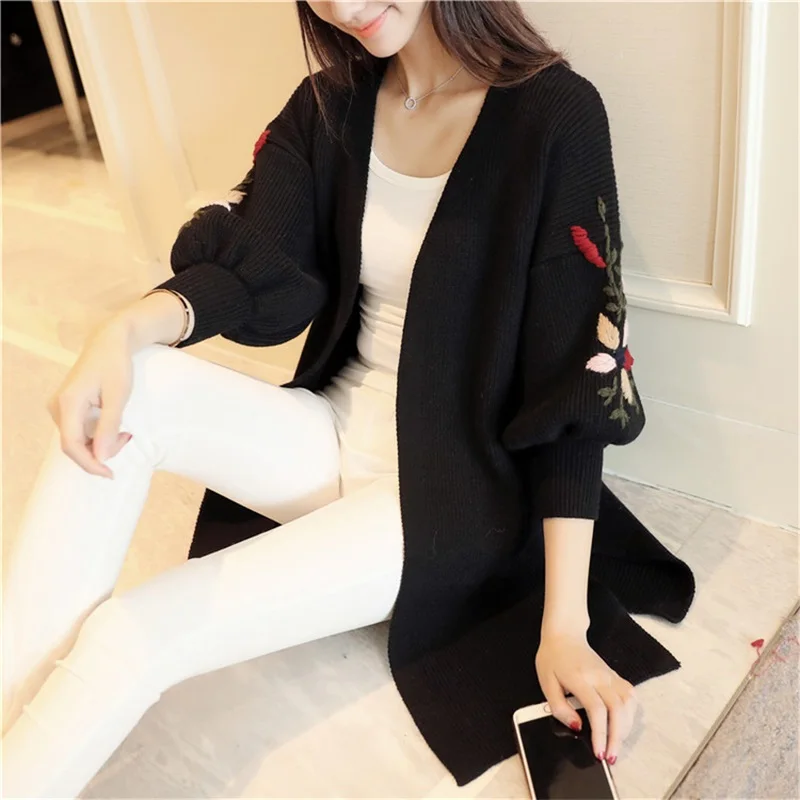 

Knit Cardigan Women Jacket In Spring Autumn Period And Long Embroidered Loose Fashion Sweater With Lantern Sleeve New Arrival